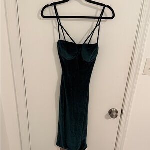 Olive Ole Green SM Women’s Elegant Green Velvet Dress